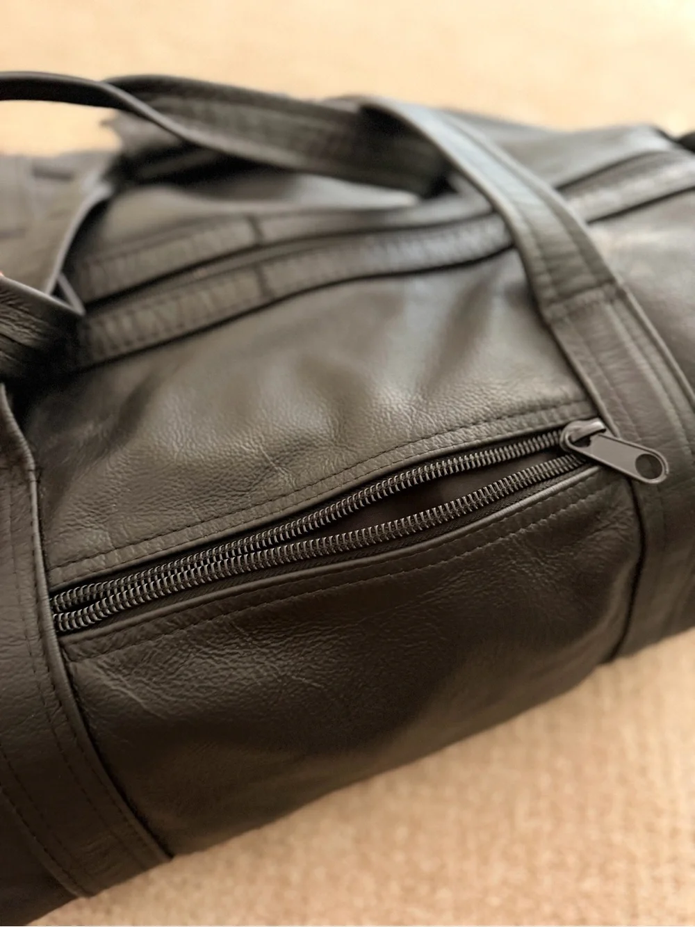 Men's Black Leather Travel Bag